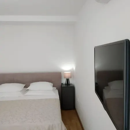 Apartamento Dragovic *