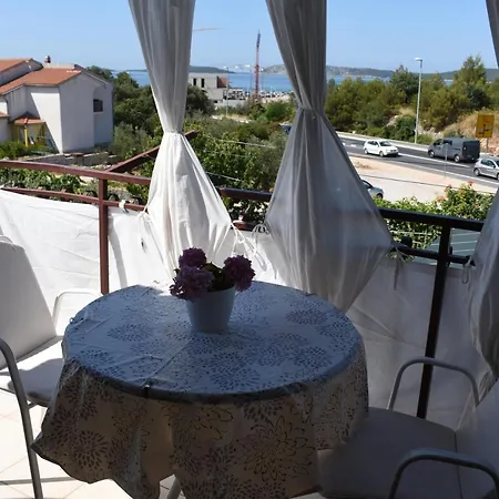 Dragovic דירה ברודאריצה