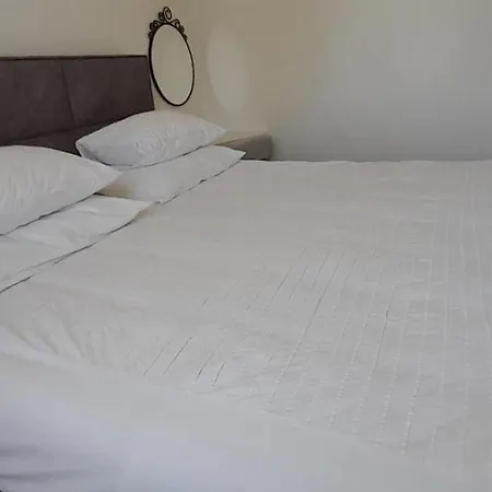 Apartment Dragovic Brodarica (Sibenik-Knin)