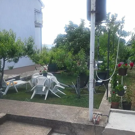 Apartment Dragovic *