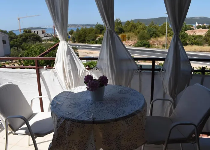 Dragovic * Brodarica (Sibenik-Knin)