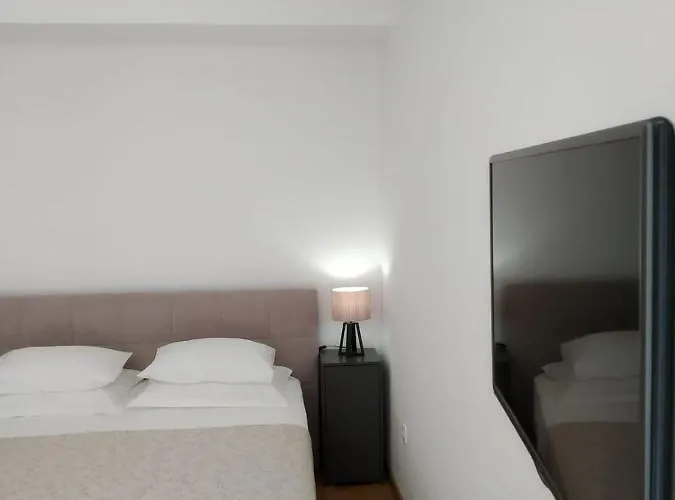 Apartamento Dragovic *